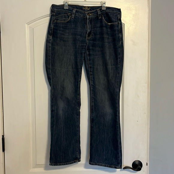 Old Navy the Flirt Staight Leg Jeans size 8 - Picture 1 of 5
